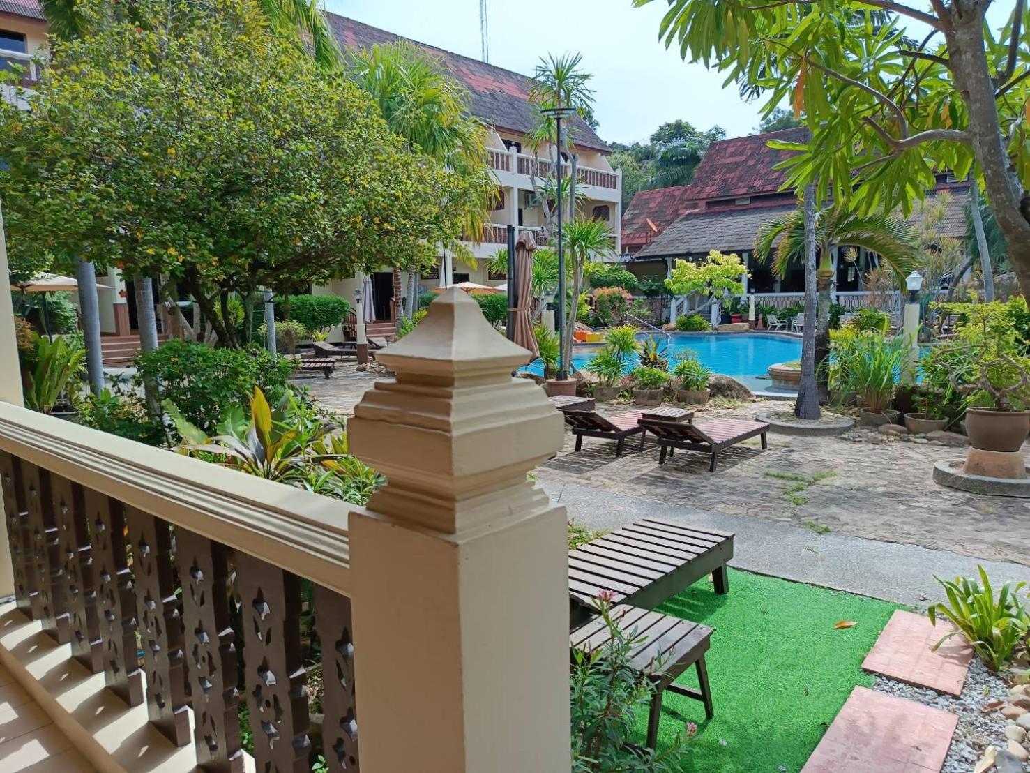 Ban Nam Mao Resort Na Chom Thian Exterior foto